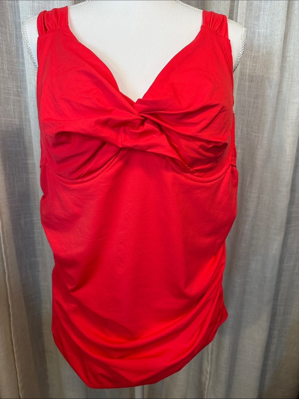 NWT-Anne Cole 20W Coral Red Twist Front Underwire Tankini Swim Top